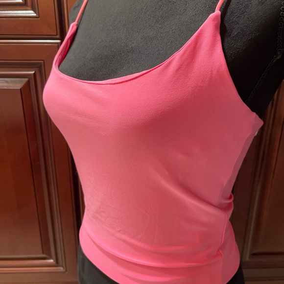 PINK cute crop! - Picture 2 of 3